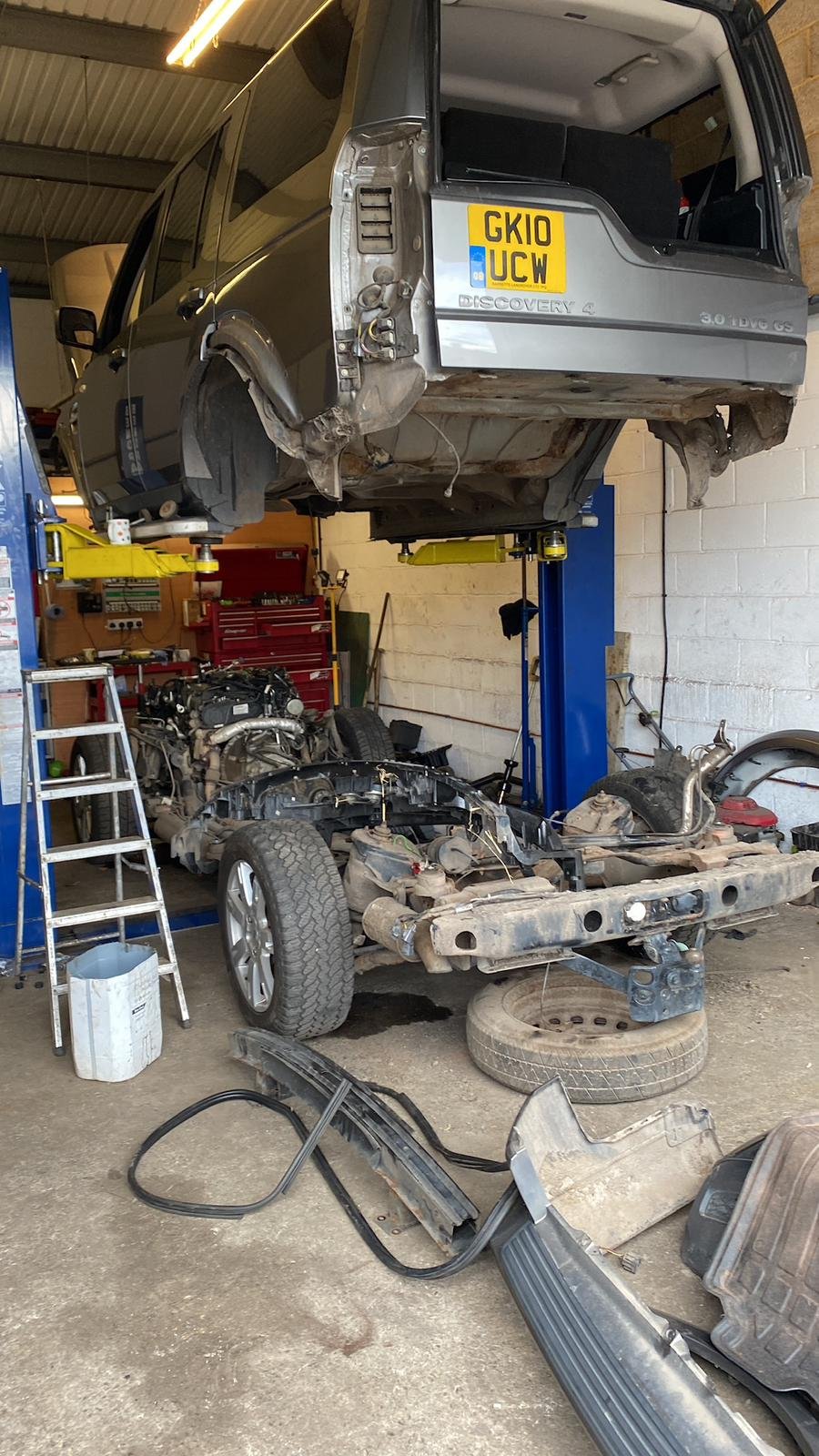 Land Rover Turbo replacement - body off
